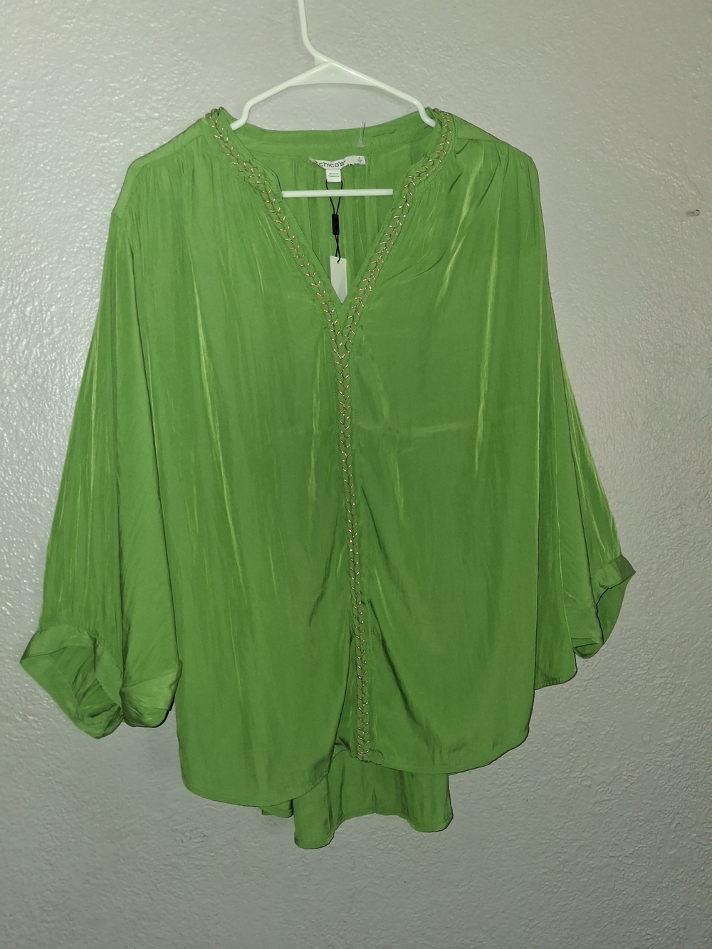 Chico's NWT Batwing 3/4 Sleeve Blouse Salted Lime 3/ 16 - Picture 2 of 7